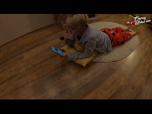 ❤️ Blondă nebună care suge o sculă uriașă și sare pe ea - Sex anal ❌   at ro.shadbase-xxx.ru ❌❤